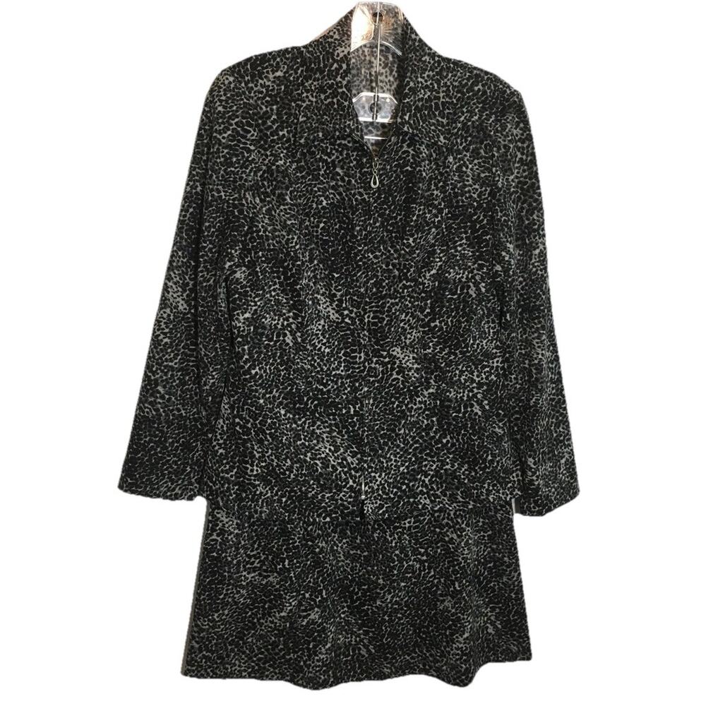 Notations Black and Gray Animal Print Two Piece Jacket S & A Line Skirt Suit PS